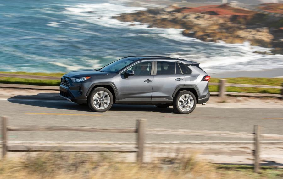  Toyota RAV4 Limited 2018 года  (NA) (фото 24 из 44)